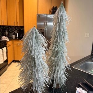 Elegant Silver Holiday Tree Set